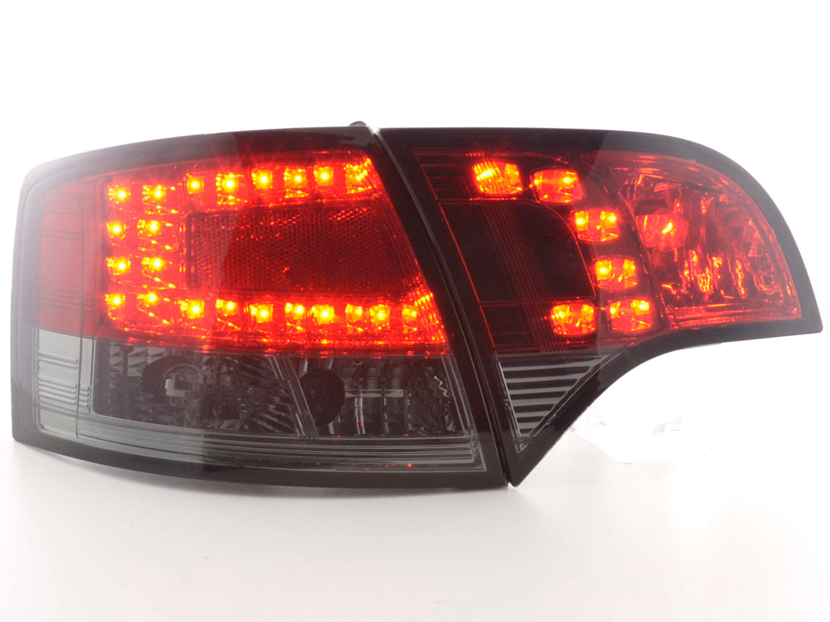 LED Rückleuchten Set Audi A4 Avant Typ 8E 04-08 rot/schwarz LED Rückleuchten Set Audi A4 Avant Typ 8E 04-08 rot/schwarz